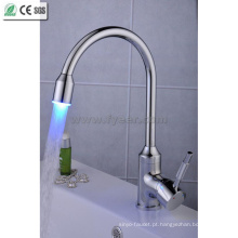 Torneira de torneira de cozinha com LED de 3 leds de identificador único (QH0756F)